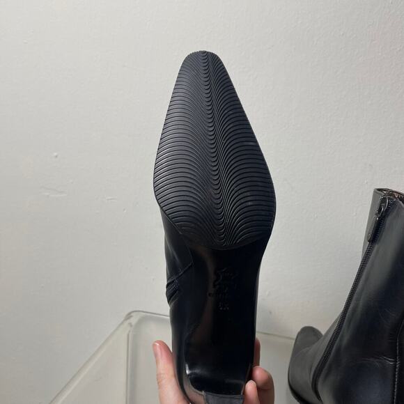 Aquatalia Black Ankle Boot Kitten Heel Zip Up Size 6 1/2 - Picture 7 of 8